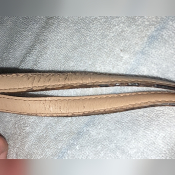 Michael Kors Yet Setter tote bag . - Picture 12 of 14